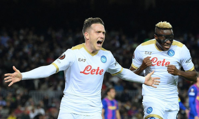 那不勒斯前场进攻火力强大,反击手段取胜的简单介绍 那不勒斯前场进攻火力强大,反击手段取胜的简单介绍