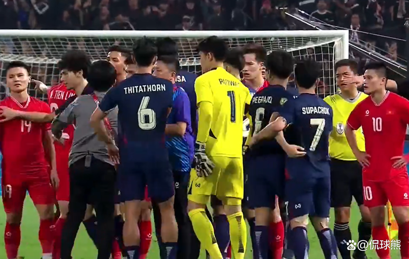 包含泰国球队武里南联与韩国水原三星激战的词条 包含泰国球队武里南联与韩国水原三星激战的词条