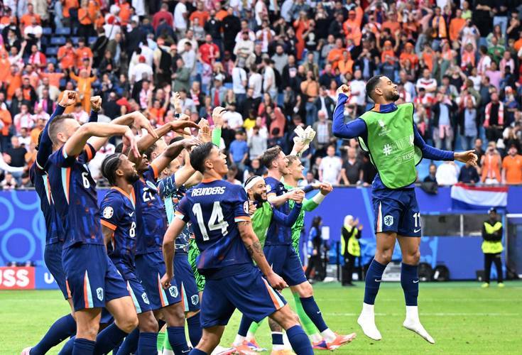 芬兰队备战关键之战,全力争取胜利 芬兰队备战关键之战,全力争取胜利