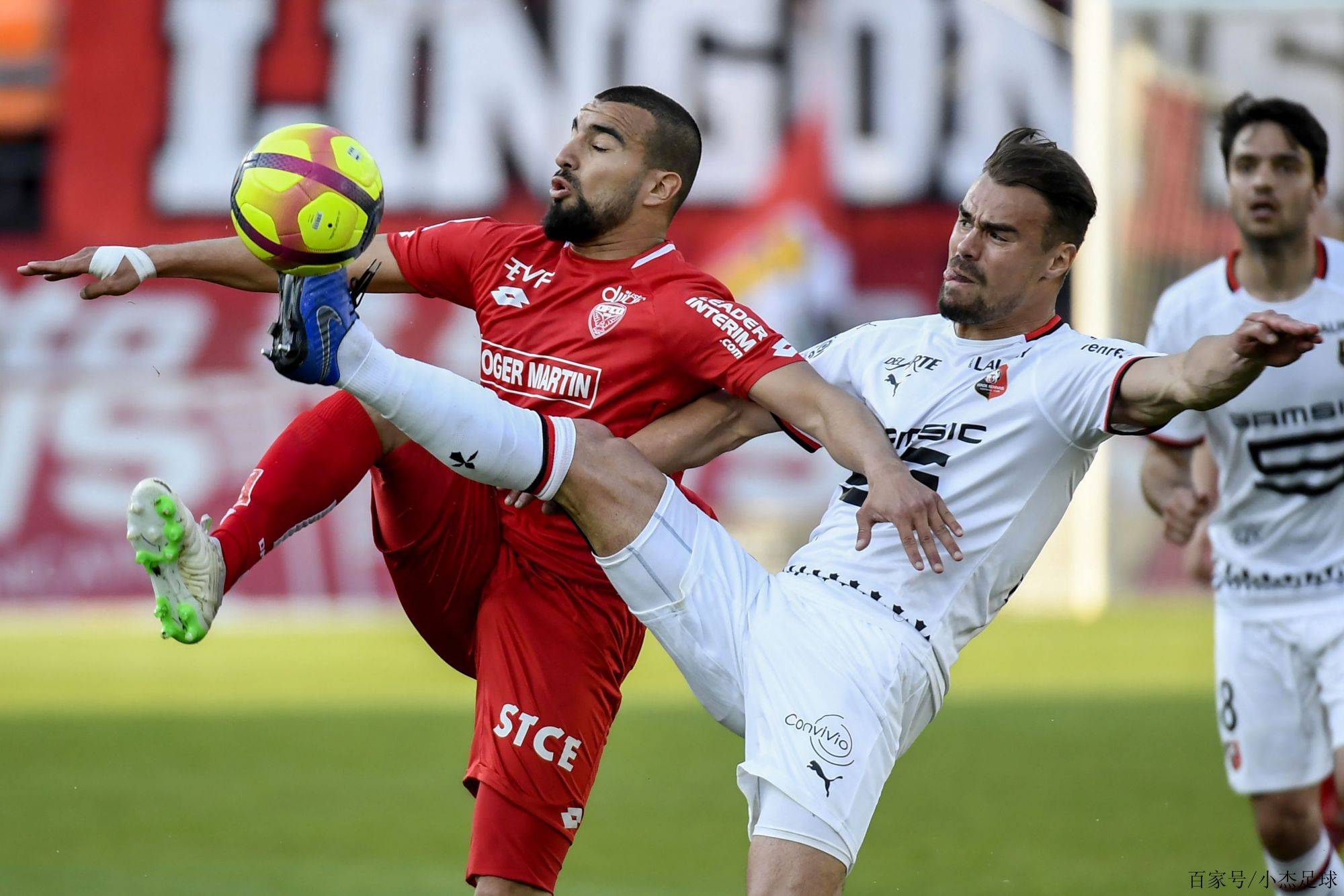 斯特拉斯堡大胜雷恩，夺得宝贵三分！的简单介绍