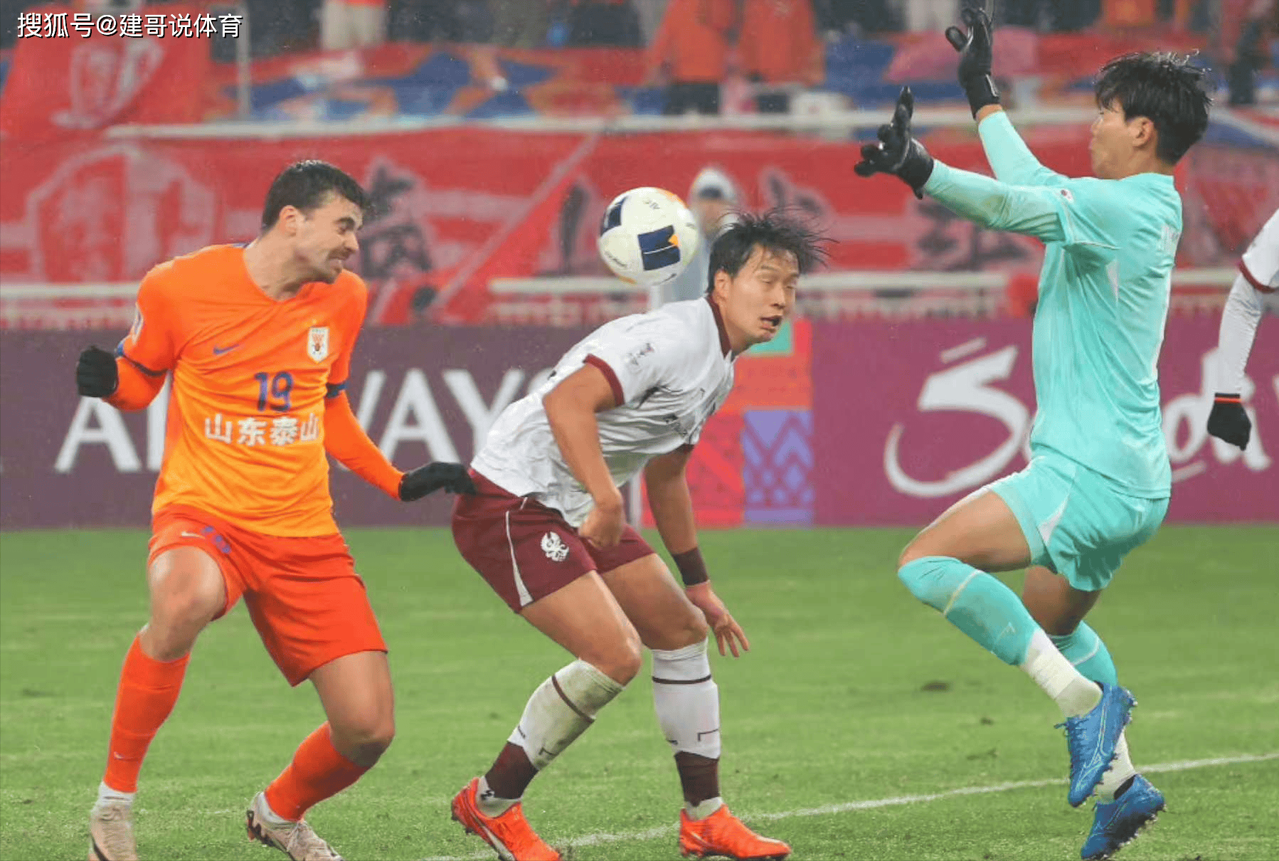 外援组合发威,帮助球队保持不败 外援组合发威,帮助球队保持不败