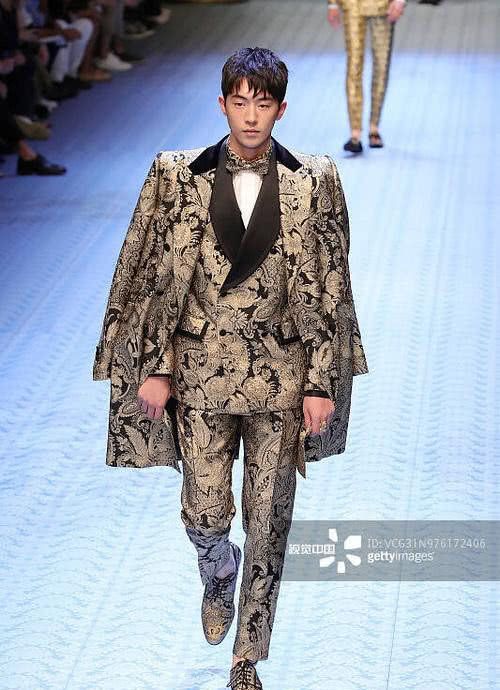 亚太地区篮球联赛绚丽开场秀令人惊艳 亚太地区篮球联赛绚丽开场秀令人惊艳