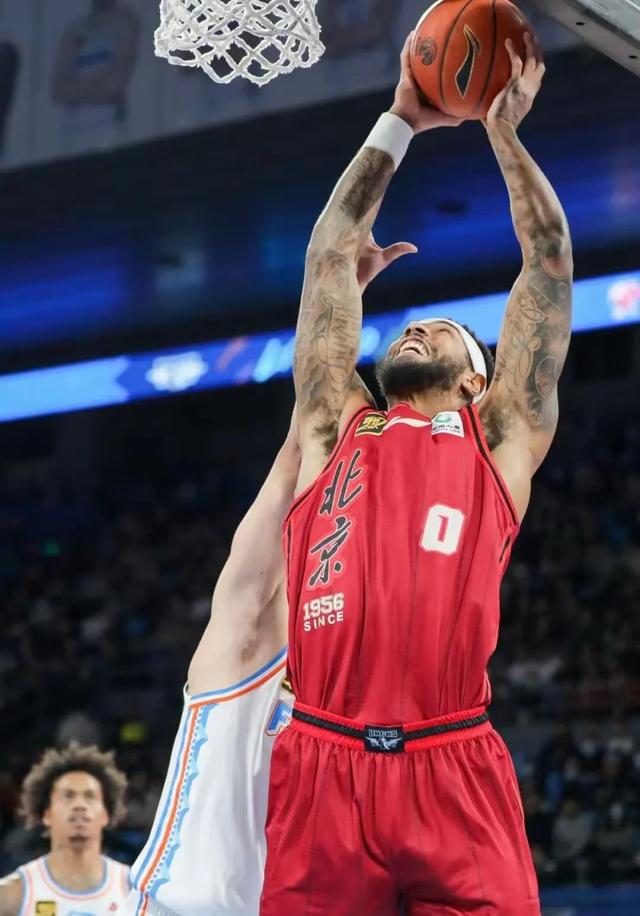 尼姆主场告捷,终结连败纪录 尼姆主场告捷,终结连败纪录