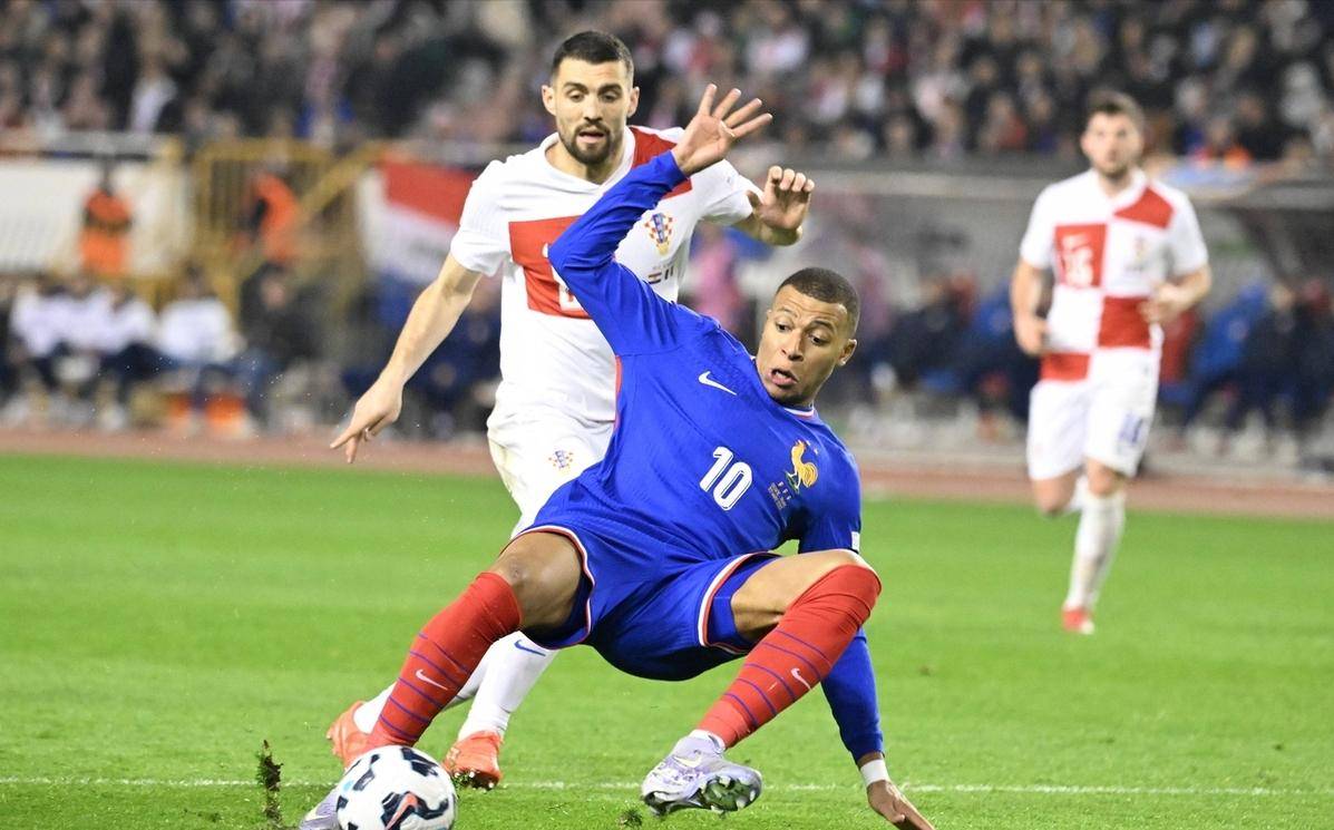 法国联赛球队努力冲刺,形势一片大好的简单介绍 法国联赛球队努力冲刺,形势一片大好的简单介绍