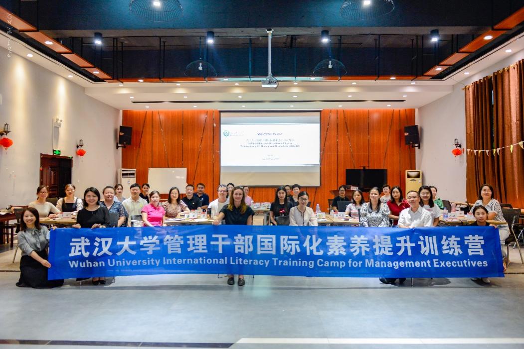 加拿大女子足球训练营开营典礼 加拿大女子足球训练营开营典礼