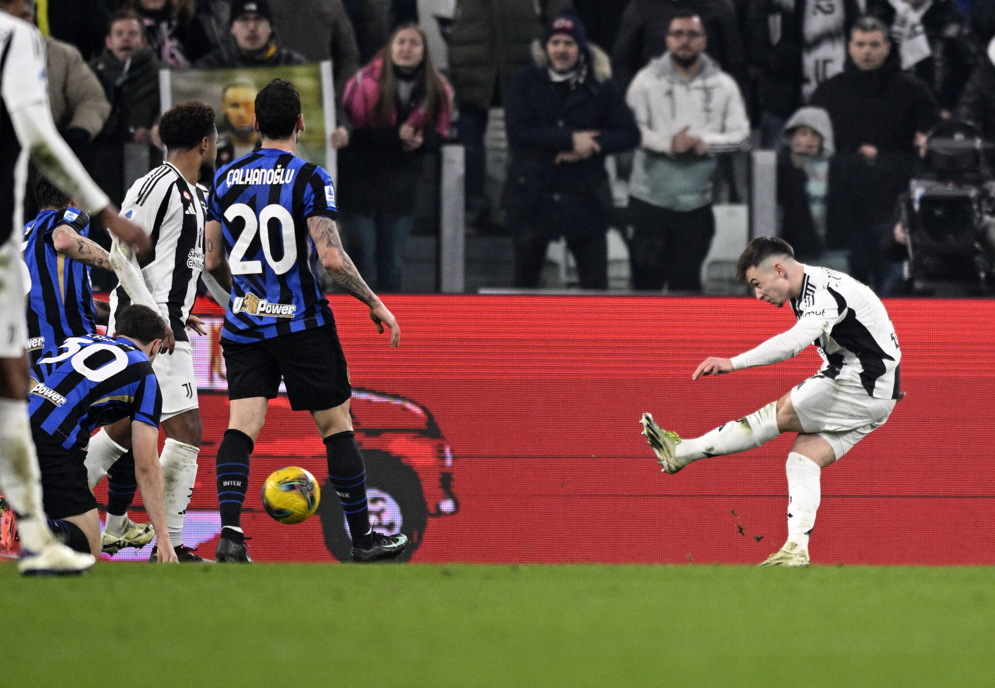 尤文图斯主场一球小胜，苦战取胜