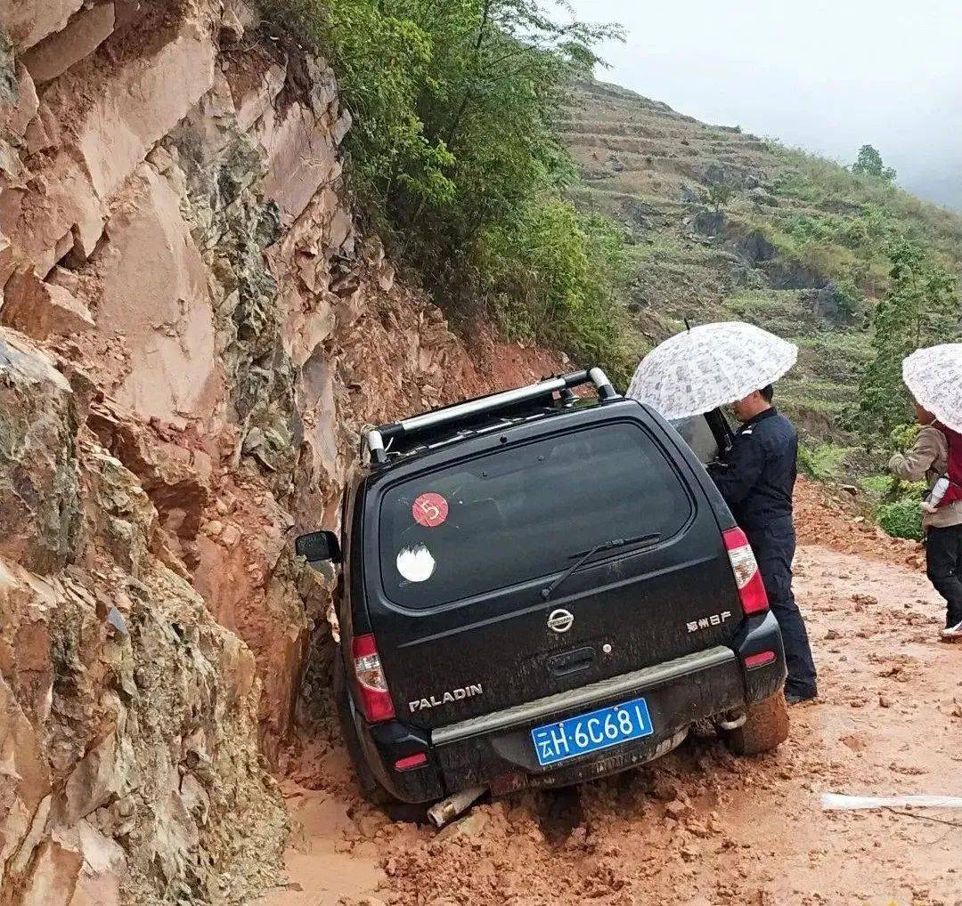 队长临危受命,挑起责任 队长临危受命,挑起责任