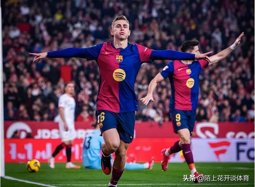 塞维利亚中场积极出击,客场斩获三分 塞维利亚中场积极出击,客场斩获三分