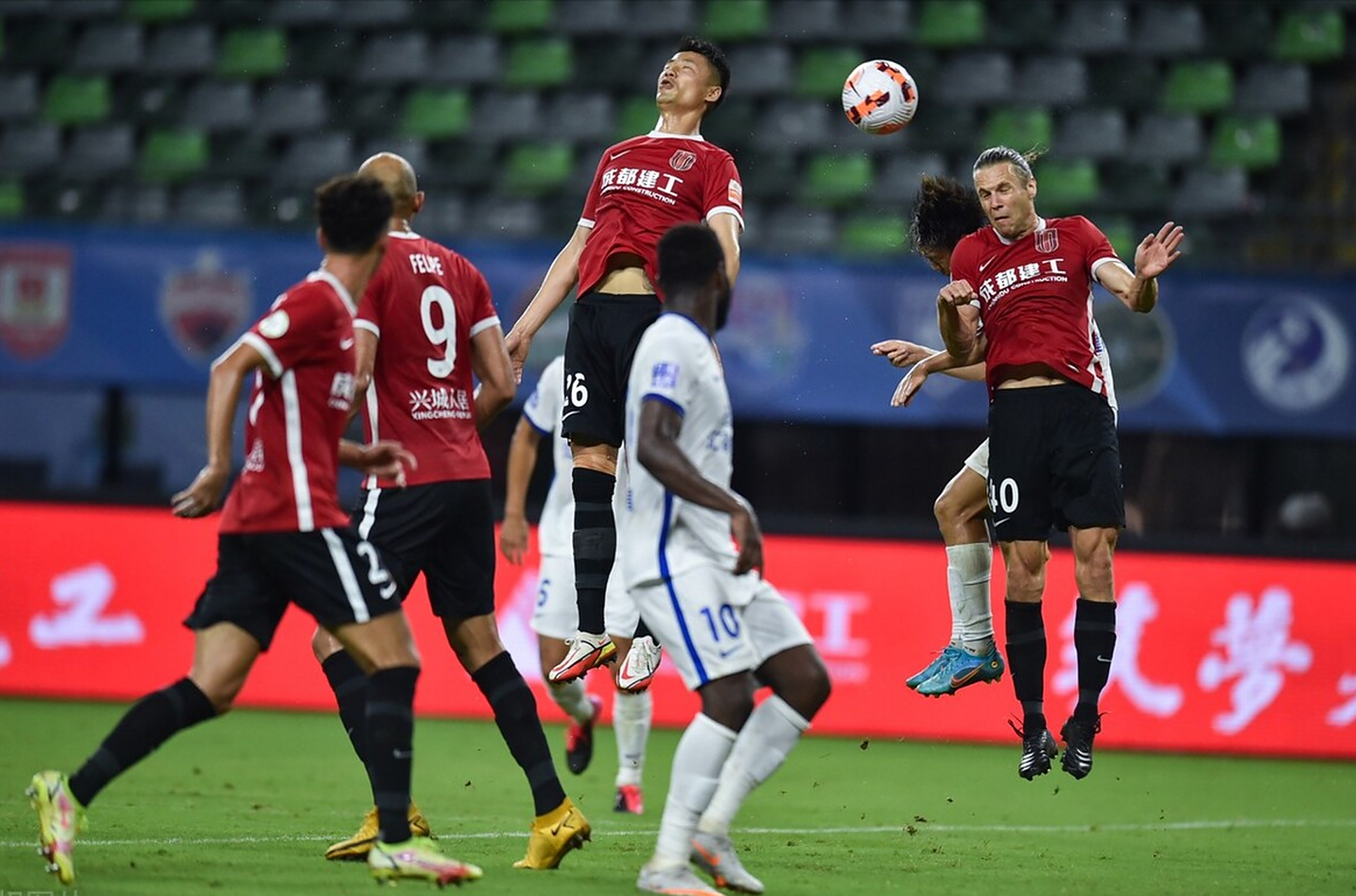 雄狮主场险胜76人,保持不败的简单介绍 雄狮主场险胜76人,保持不败的简单介绍