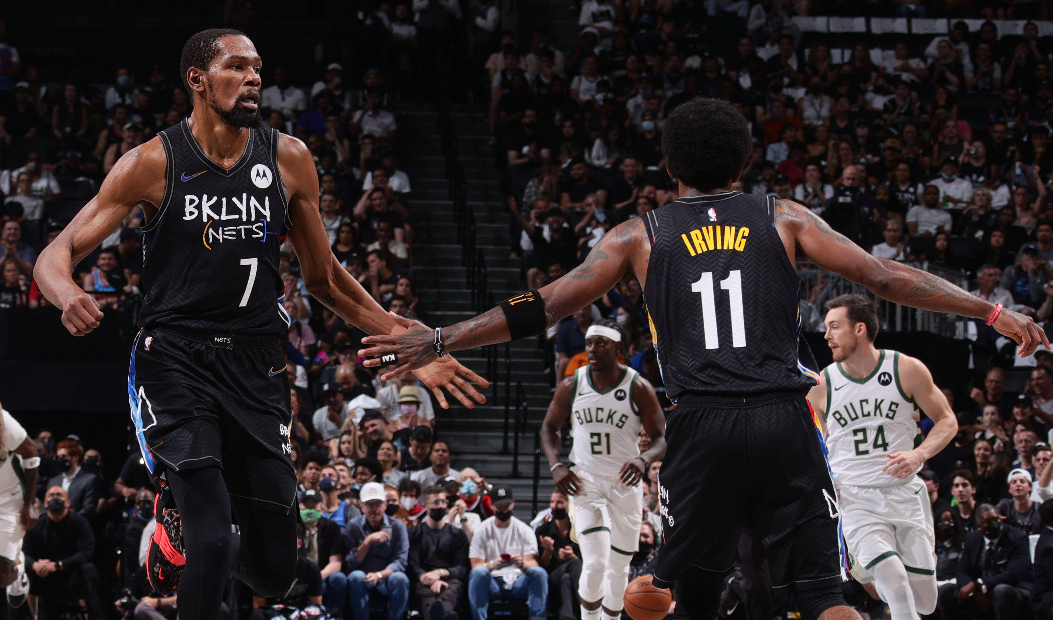 篮网大胜雄鹿,杜兰特状态回勇 篮网大胜雄鹿,杜兰特状态回勇